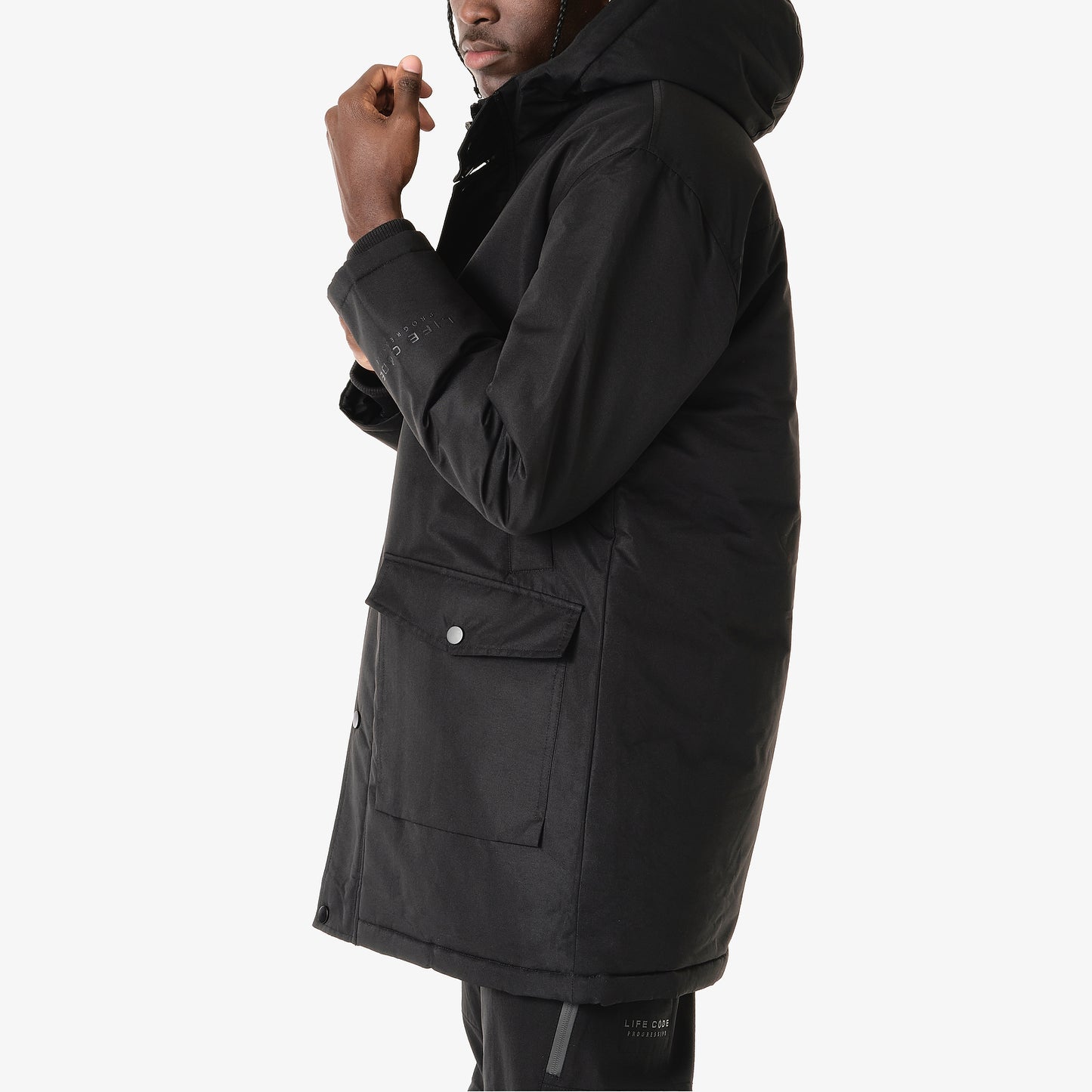 J72. BLACK PARKA JACKET