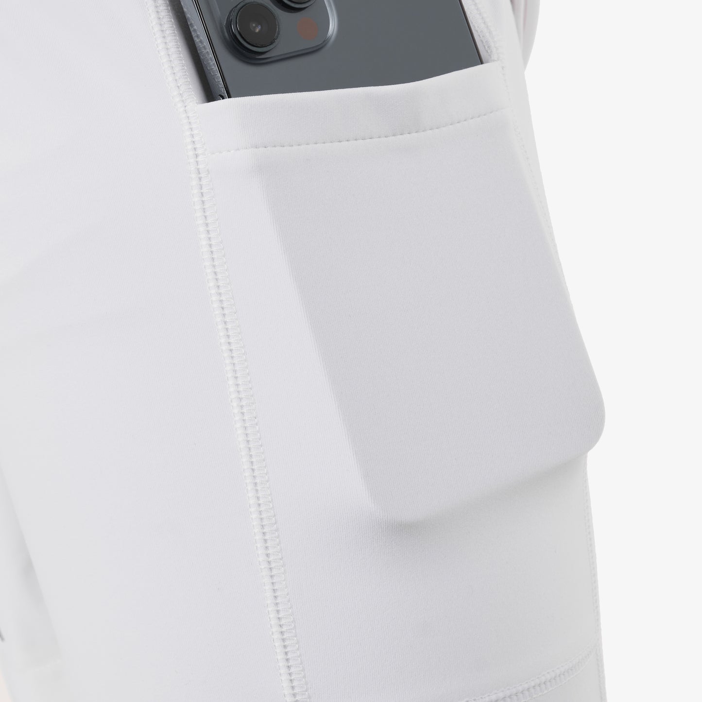 P69. 5" WHITE LINER SHORT