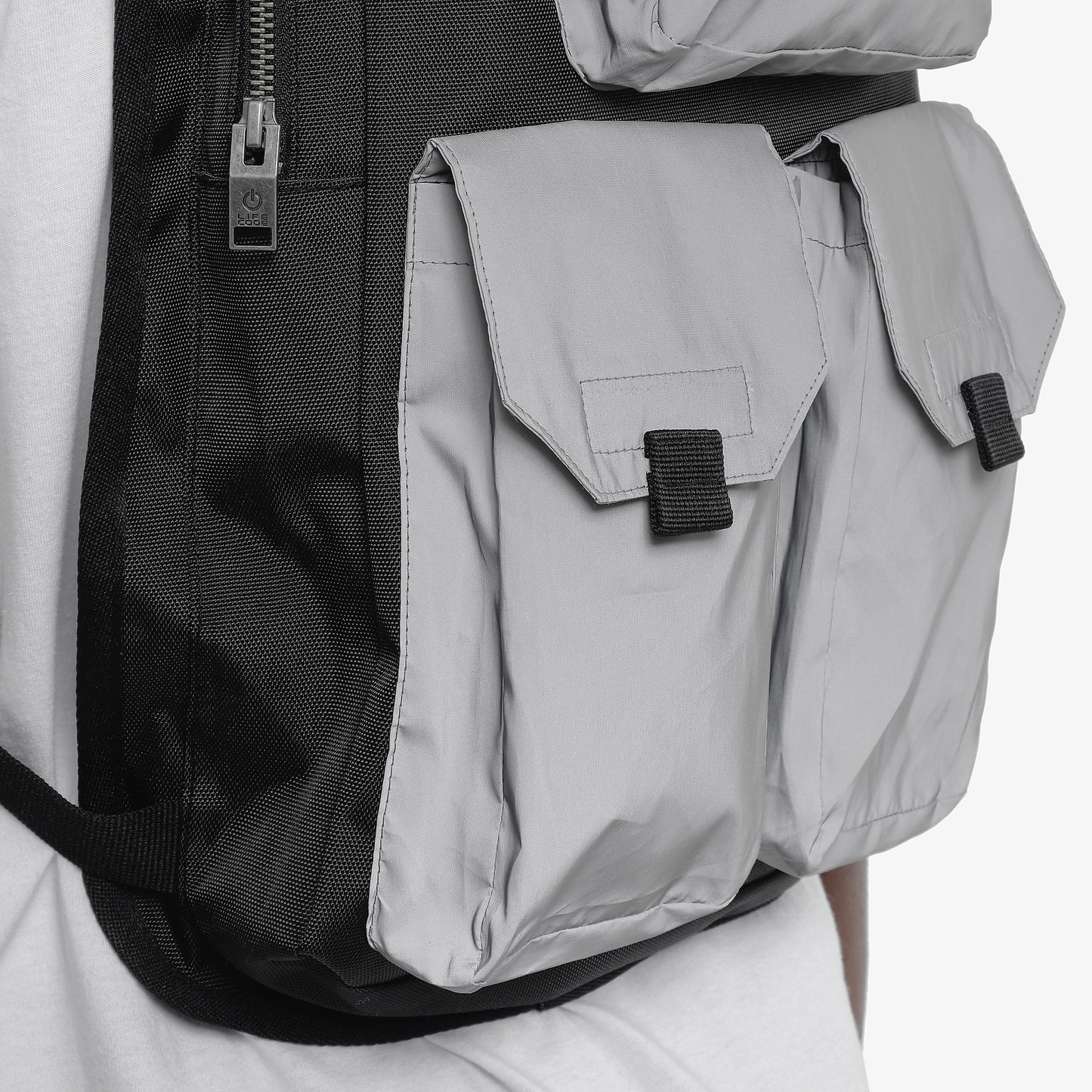 V19. SILVER REFLECTIVE BACKPACK VEST W/ HOOD
