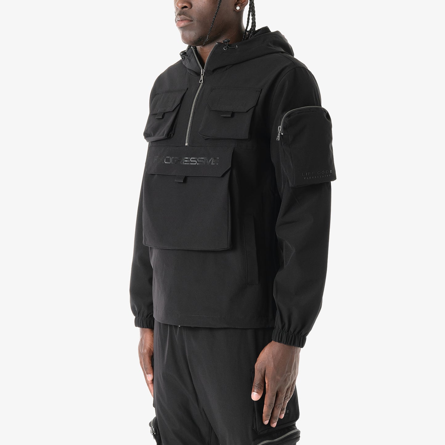 J05. BLACK PULLOVER WINDBREAKER