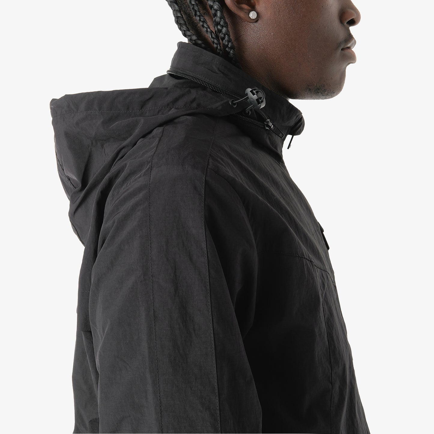 J81. BLACK FULL ZIP LIGHTWEIGHT JACKET