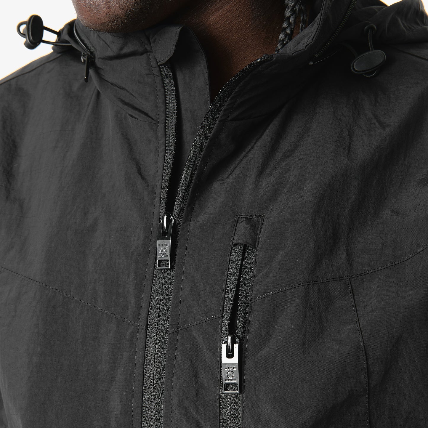 J81. BLACK FULL ZIP LIGHTWEIGHT JACKET