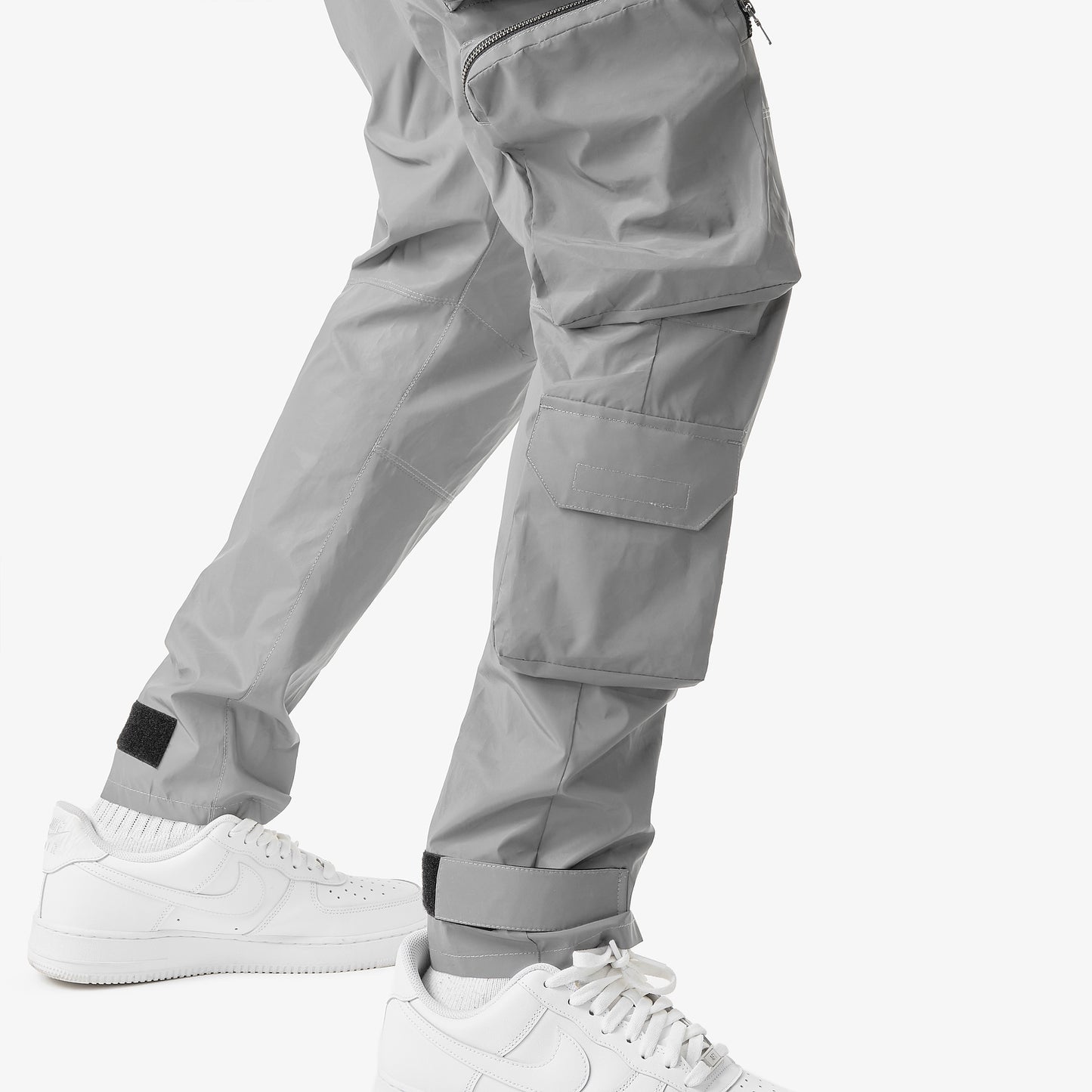 V6. SILVER (REFLECTIVE) CARGO PANTS