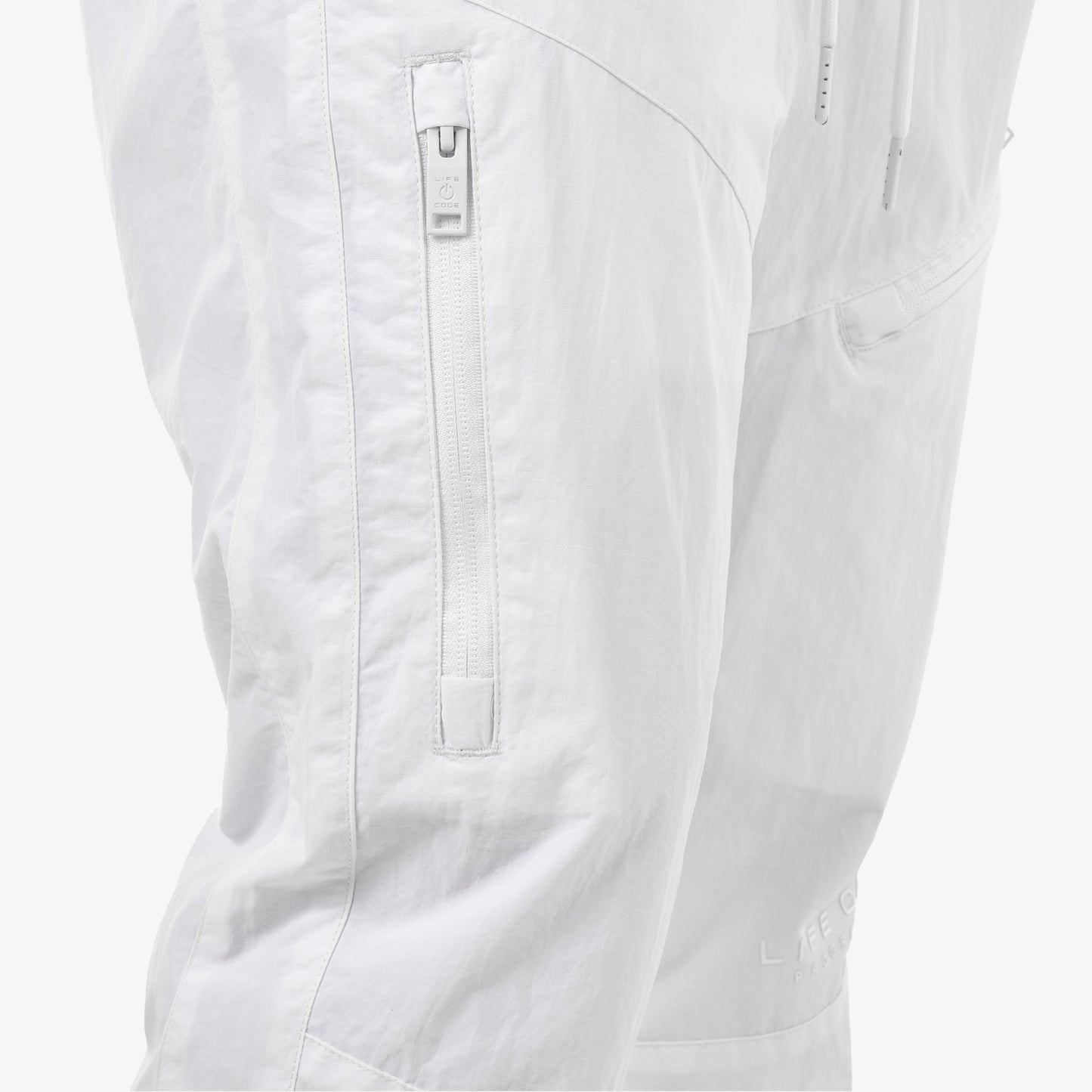 P81. WHITE WINDBREAKER PANTS