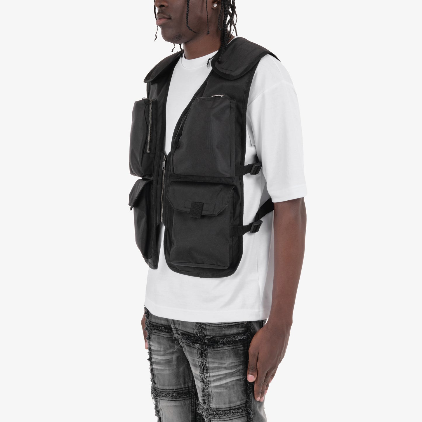 V21. BLACK UTILITY BACKPACK VEST