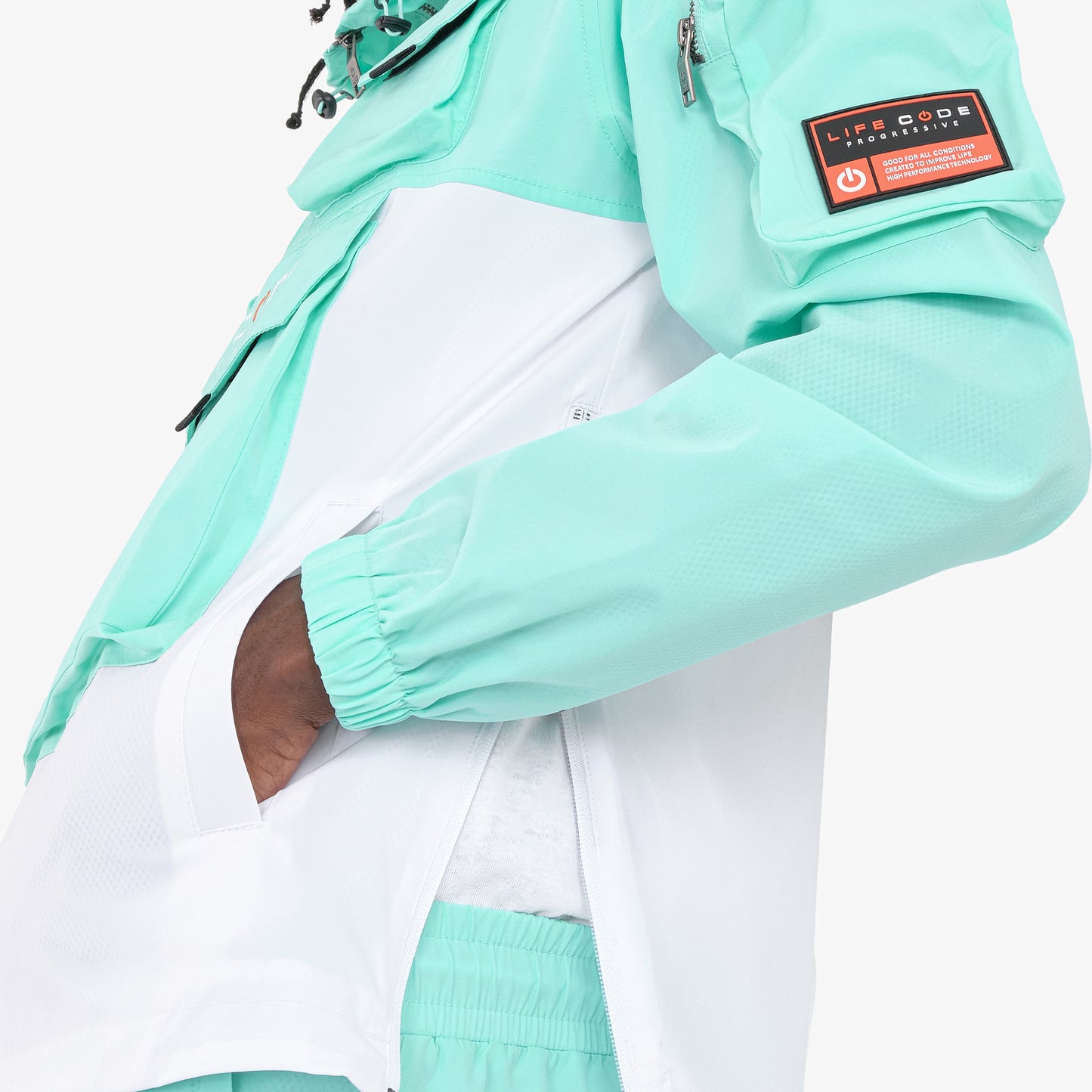 J03. MINT PULLOVER WINDBREAKER