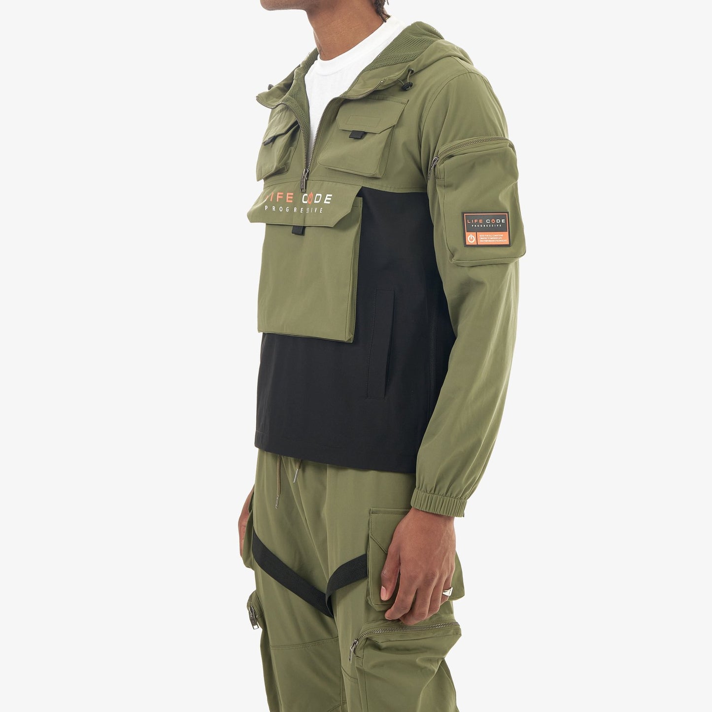 J03. OLIVE PULLOVER WINDBREAKER