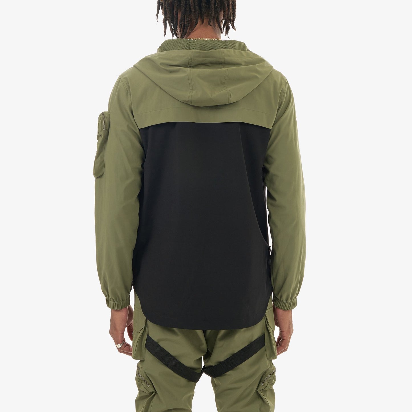 J03. OLIVE PULLOVER WINDBREAKER