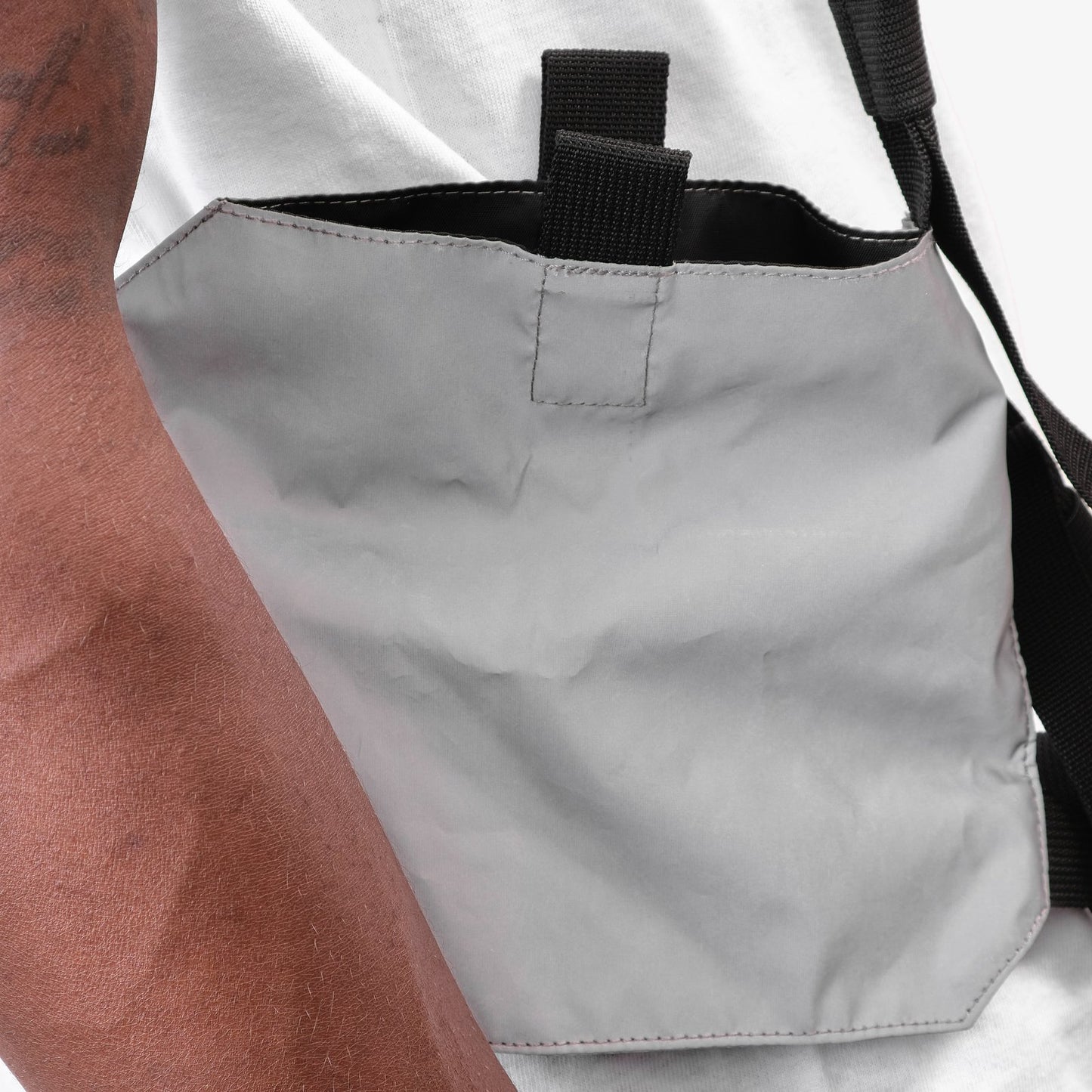 V11. 3M SILVER VEST (BACKPACK)