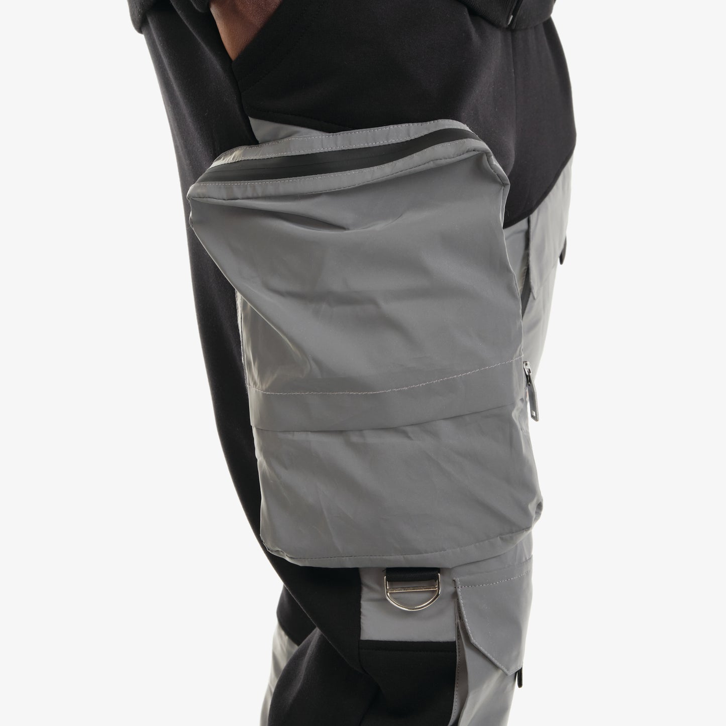 P32. SILVER REFLECTIVE UTILITY TECH FLEECE PANTS