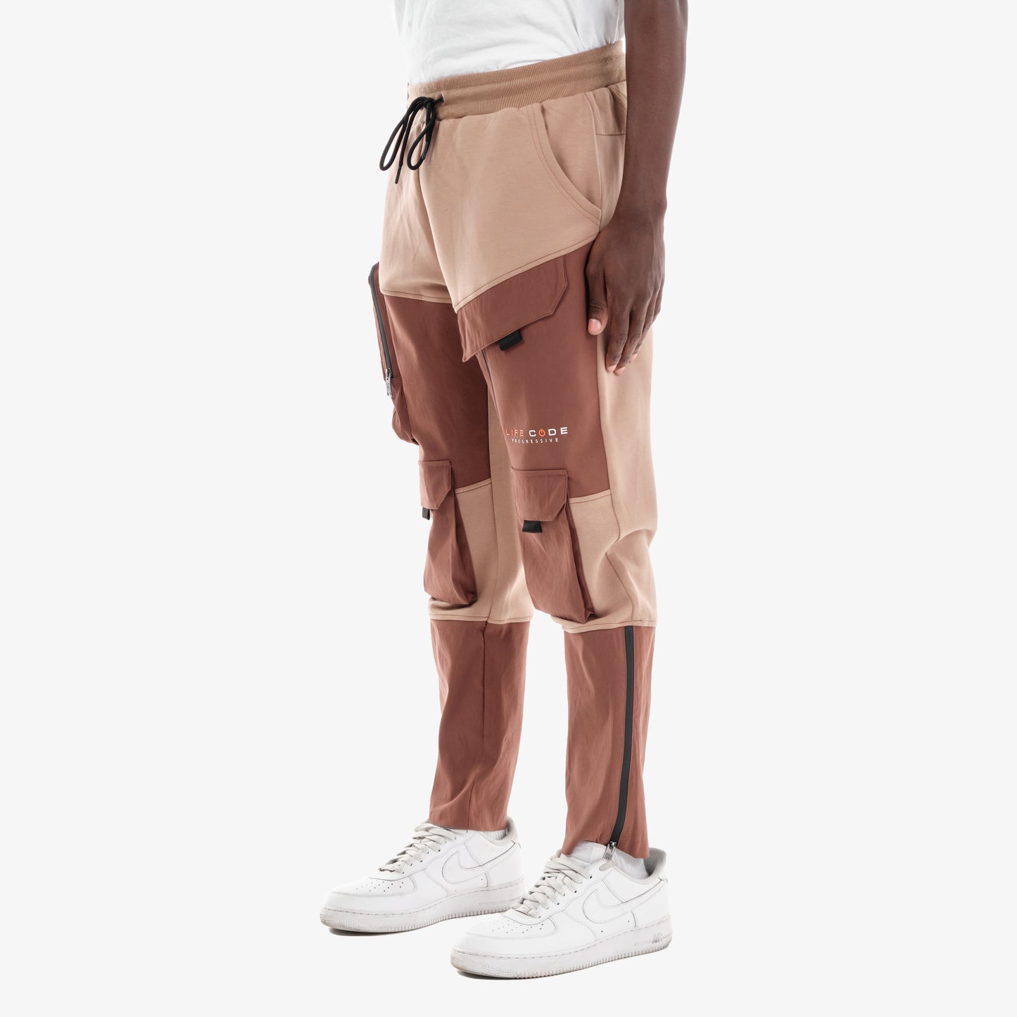 P32. MOCHA BROWN UTILITY TECH FLEECE PANTS