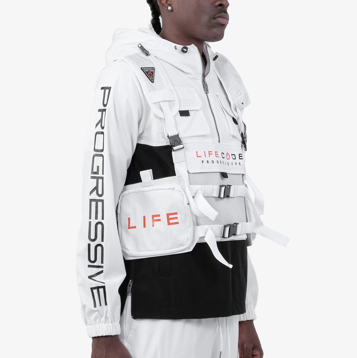 V12. WHITE UTILITY VEST (BACKPACK)
