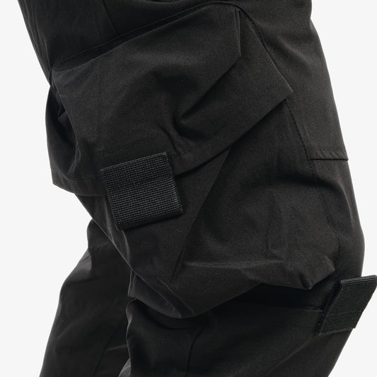 P27. BLACK TASLAN CARGO PANTS