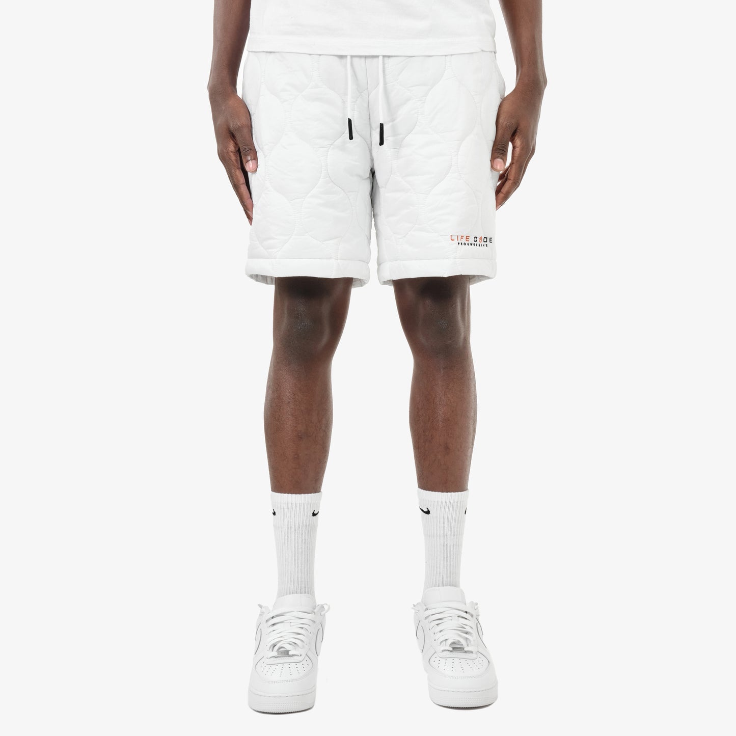 P62. WHITE QUILT SHORTS