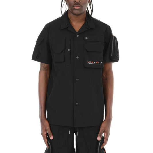 J62. BLACK UTILITY BUTTON DOWN