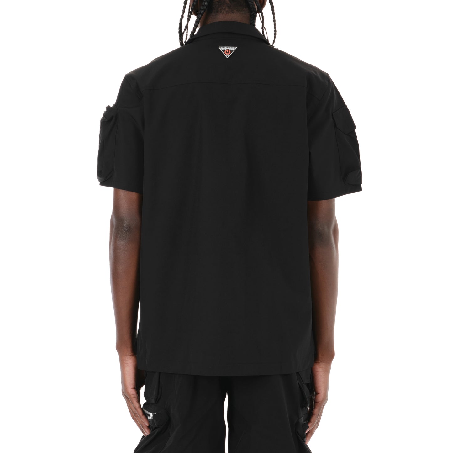 J62. BLACK UTILITY BUTTON DOWN