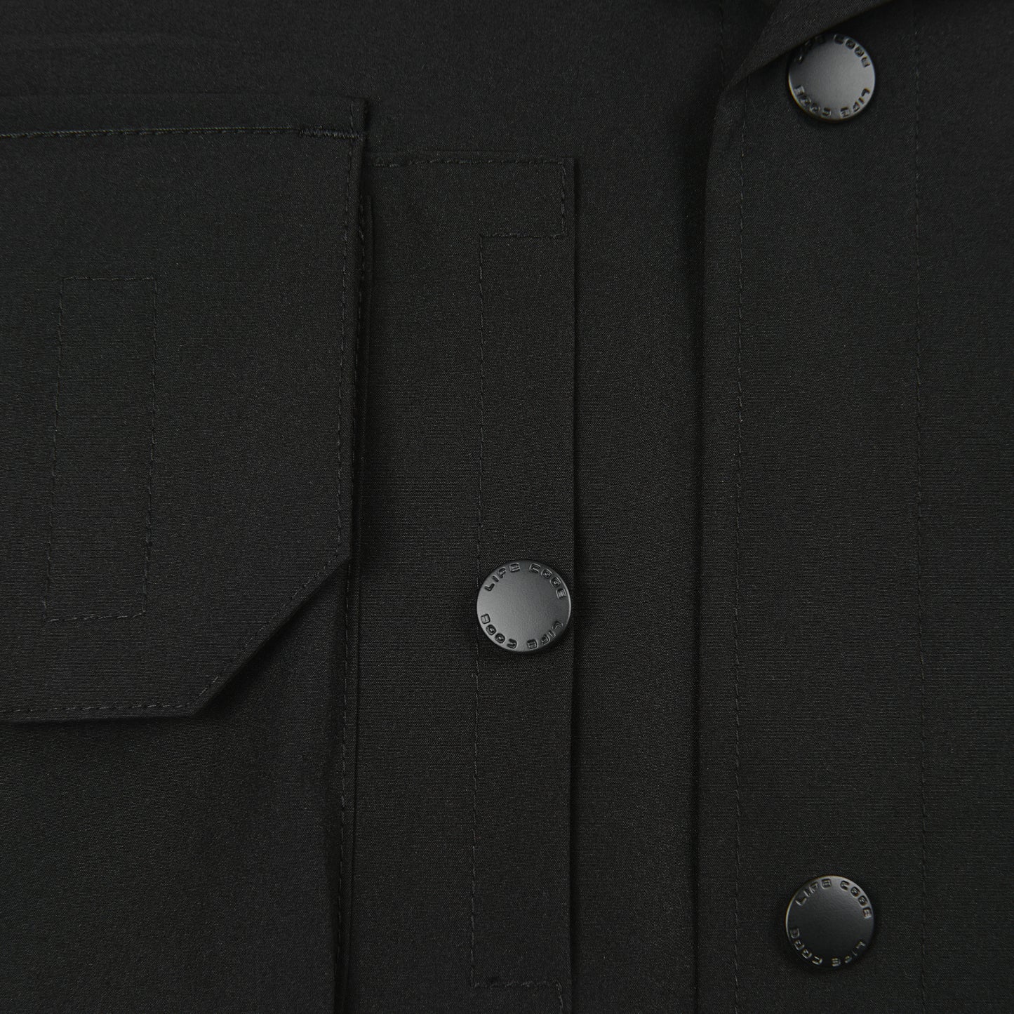J62. BLACK UTILITY BUTTON DOWN