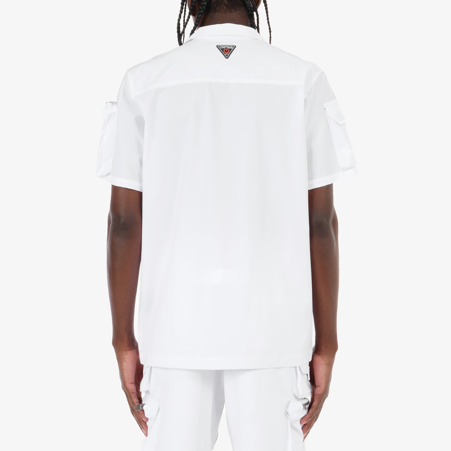 J62. WHITE UTILITY BUTTON DOWN