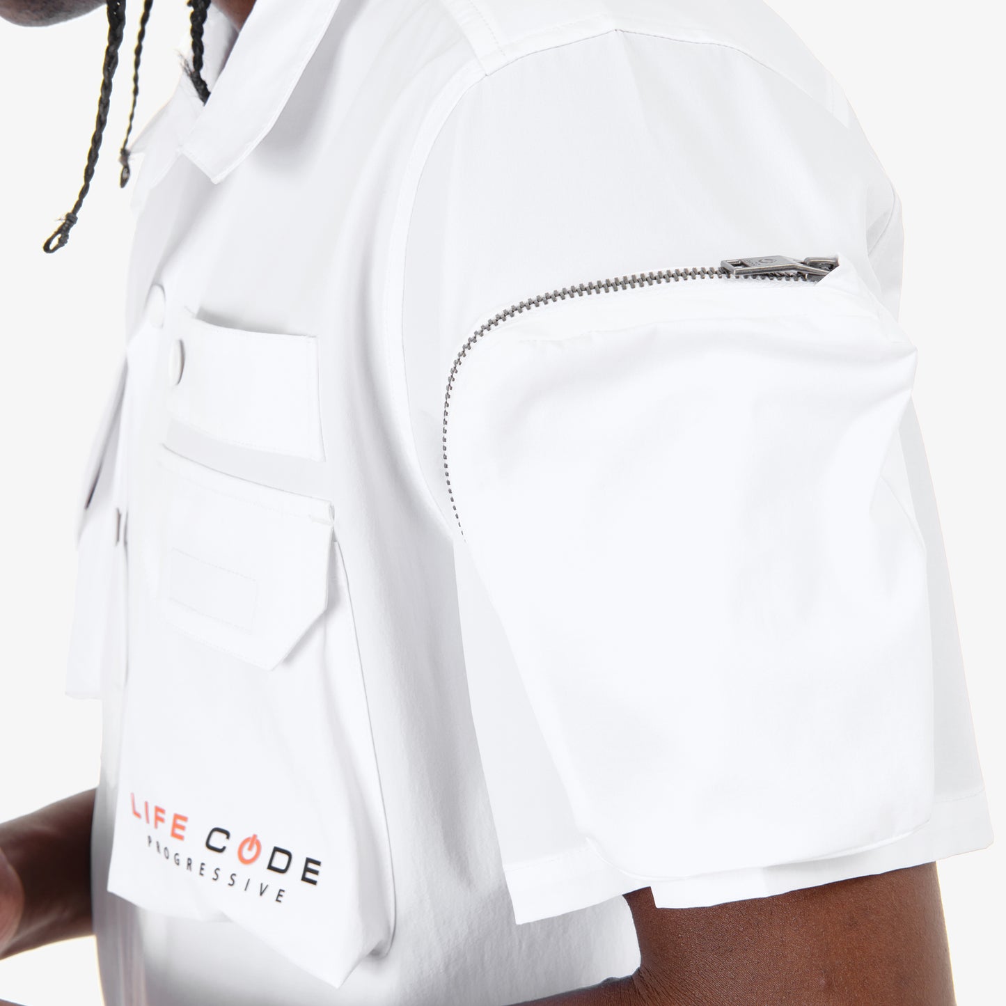 J62. WHITE UTILITY BUTTON DOWN