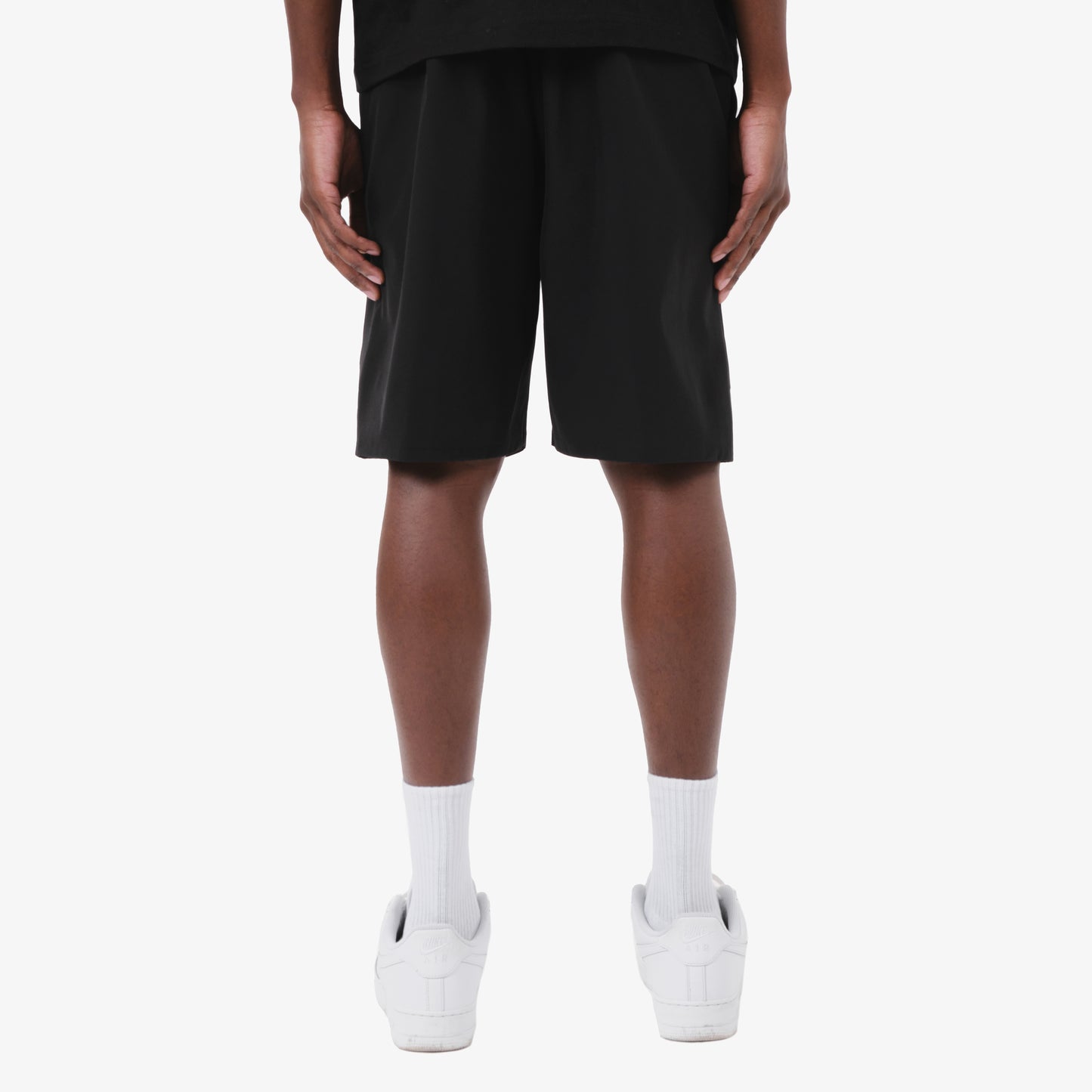 P67. BLACK FRONT CARGO POCKET SHORTS