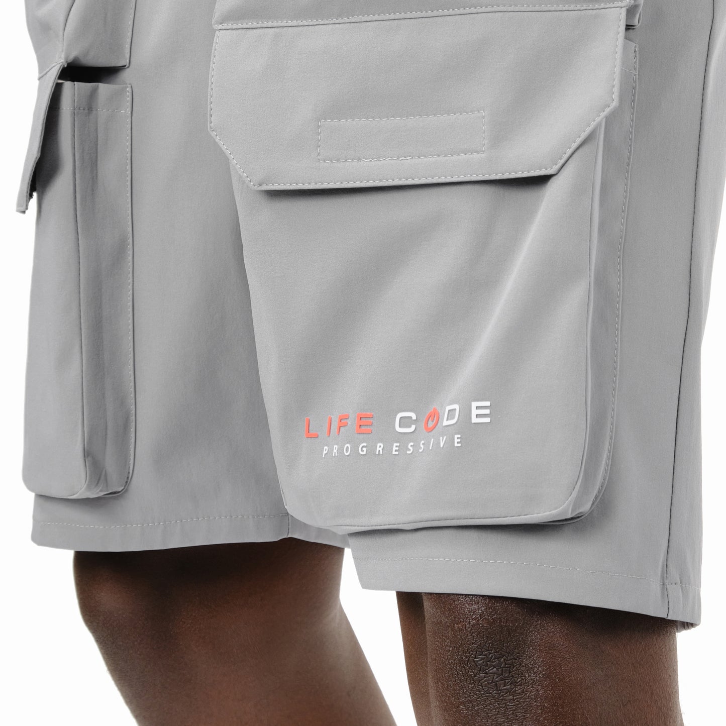 P67. GREY FRONT CARGO POCKET SHORTS