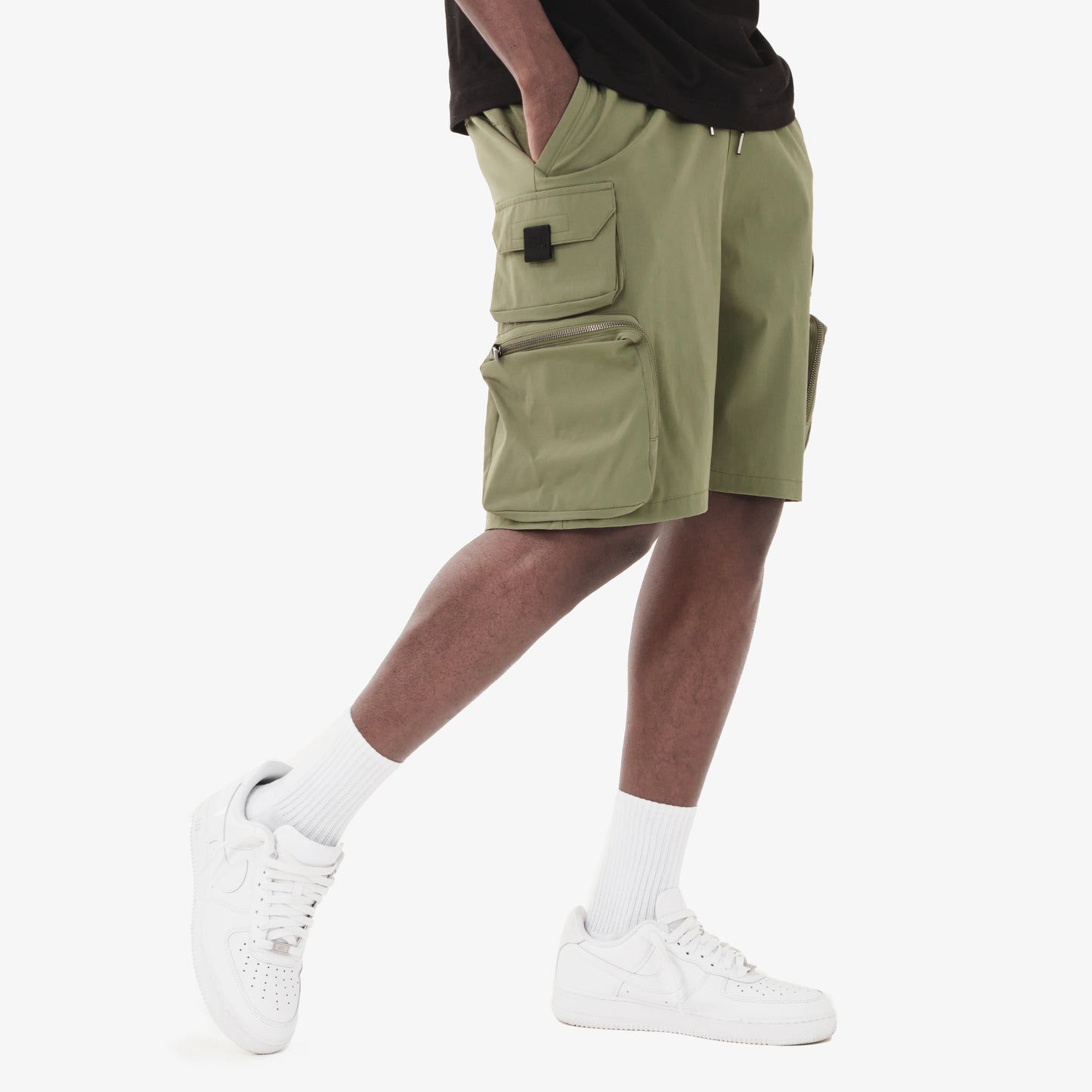 P68. OLIVE NYLON SHORTS W/ CARGO POCKETS