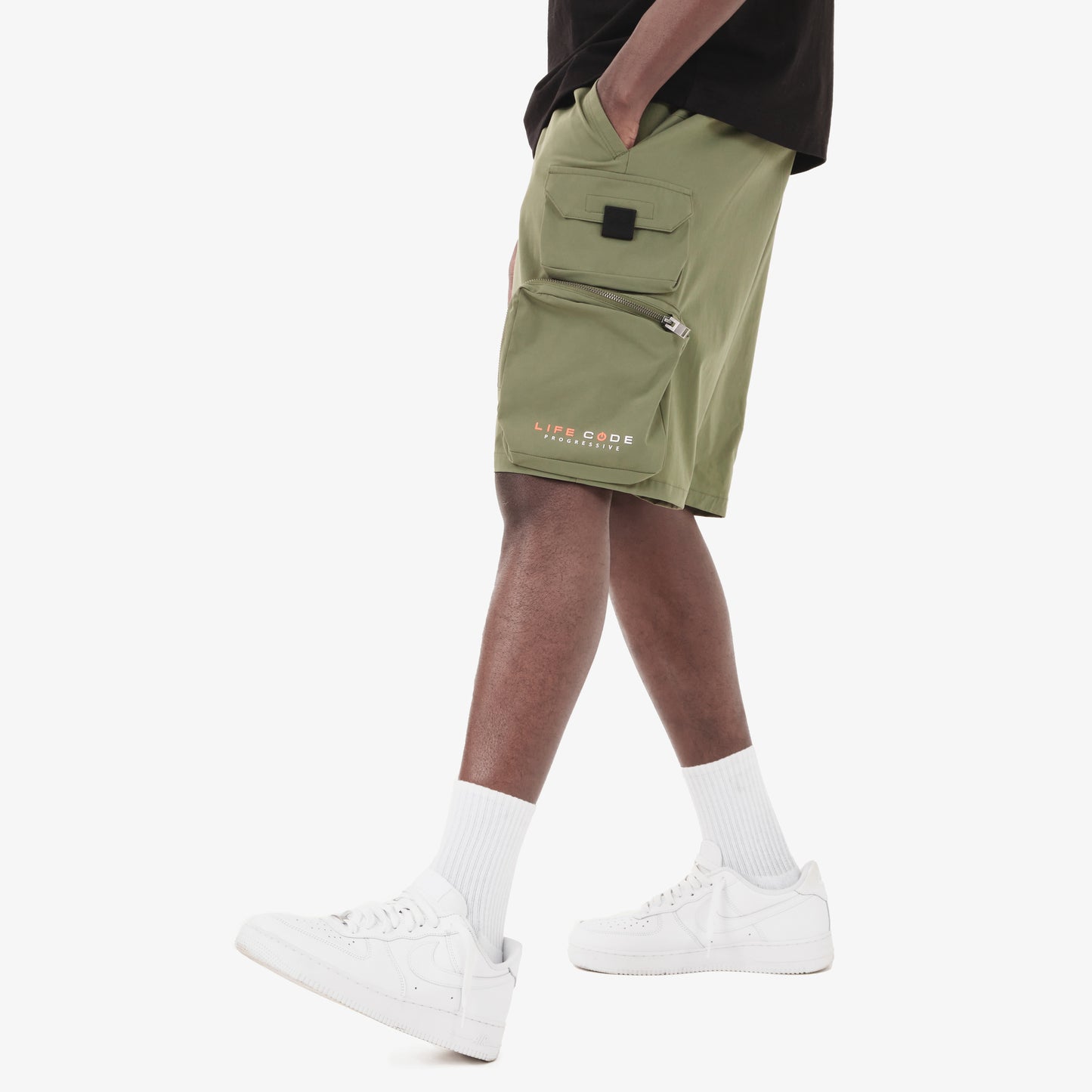 P68. OLIVE NYLON SHORTS W/ CARGO POCKETS