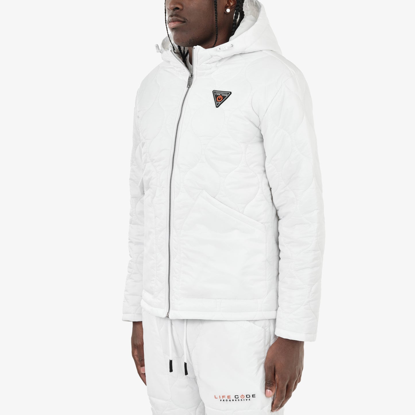 J61. WHITE FULL-ZIP QUILT JACKET