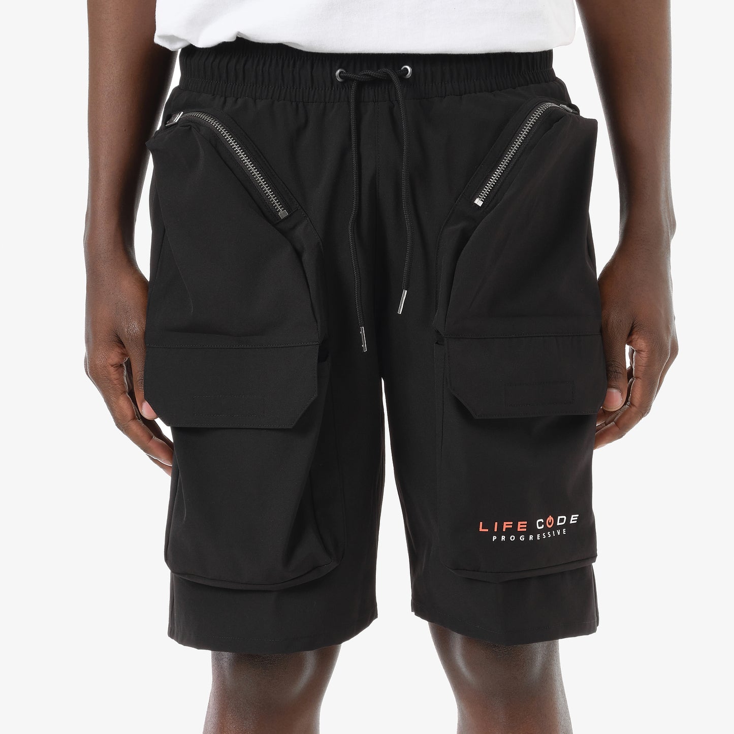 P67. BLACK FRONT CARGO POCKET SHORTS