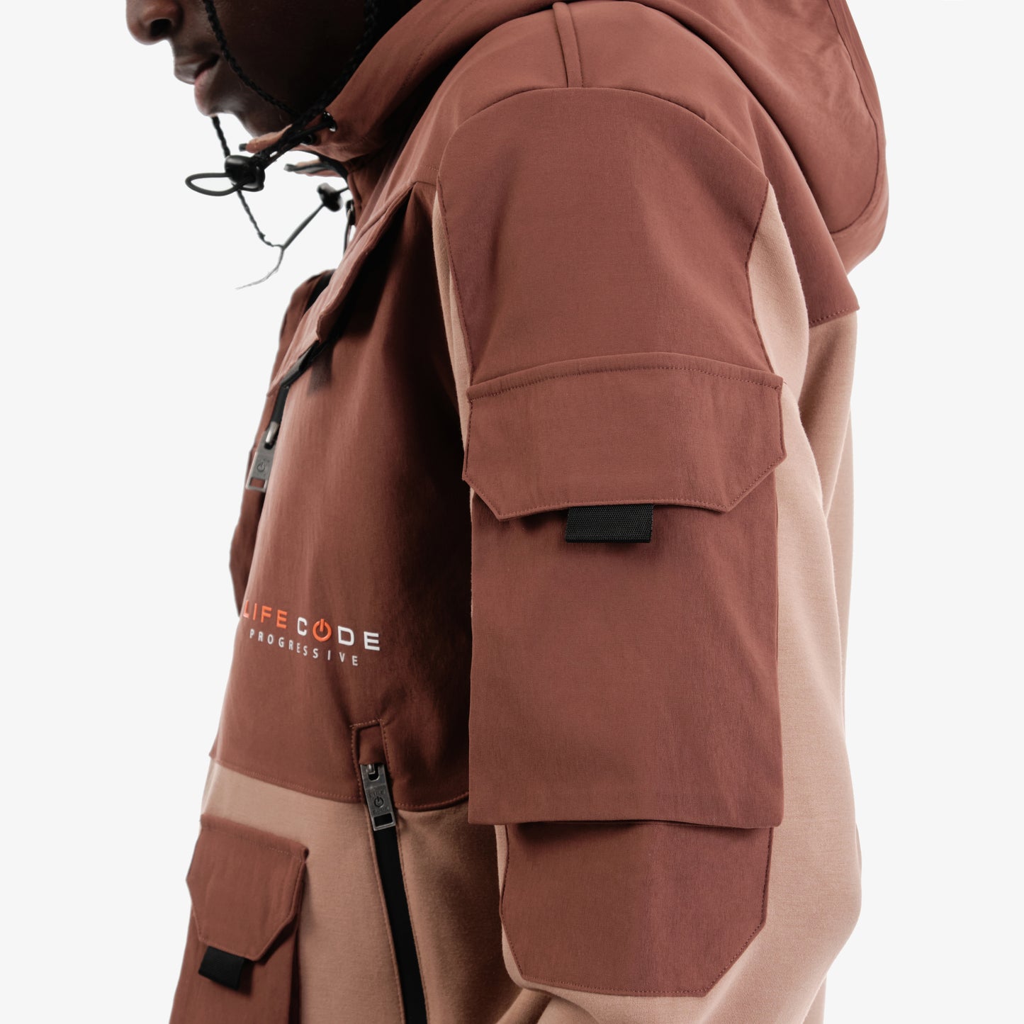 J32. MOCHA BROWN FULL-ZIP UTILITY HOODIE