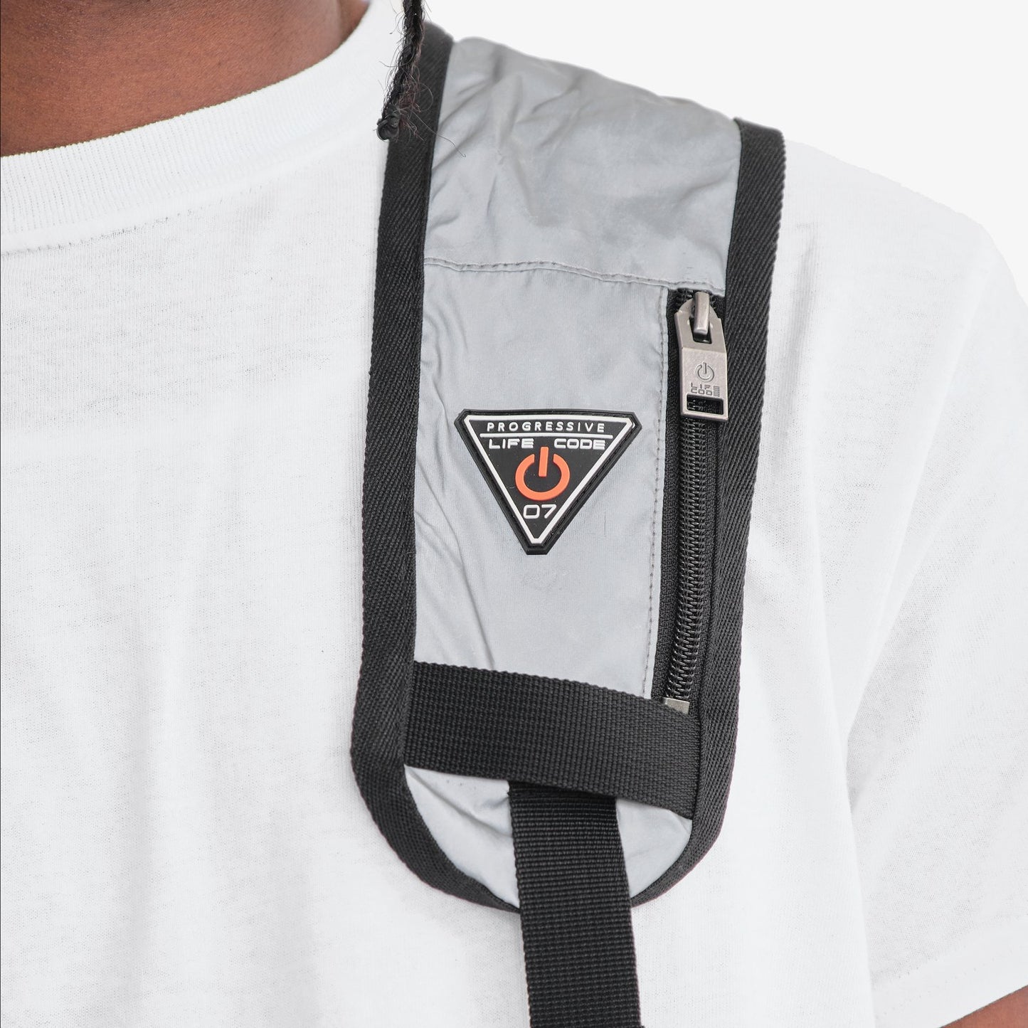 V11. 3M SILVER VEST (BACKPACK)