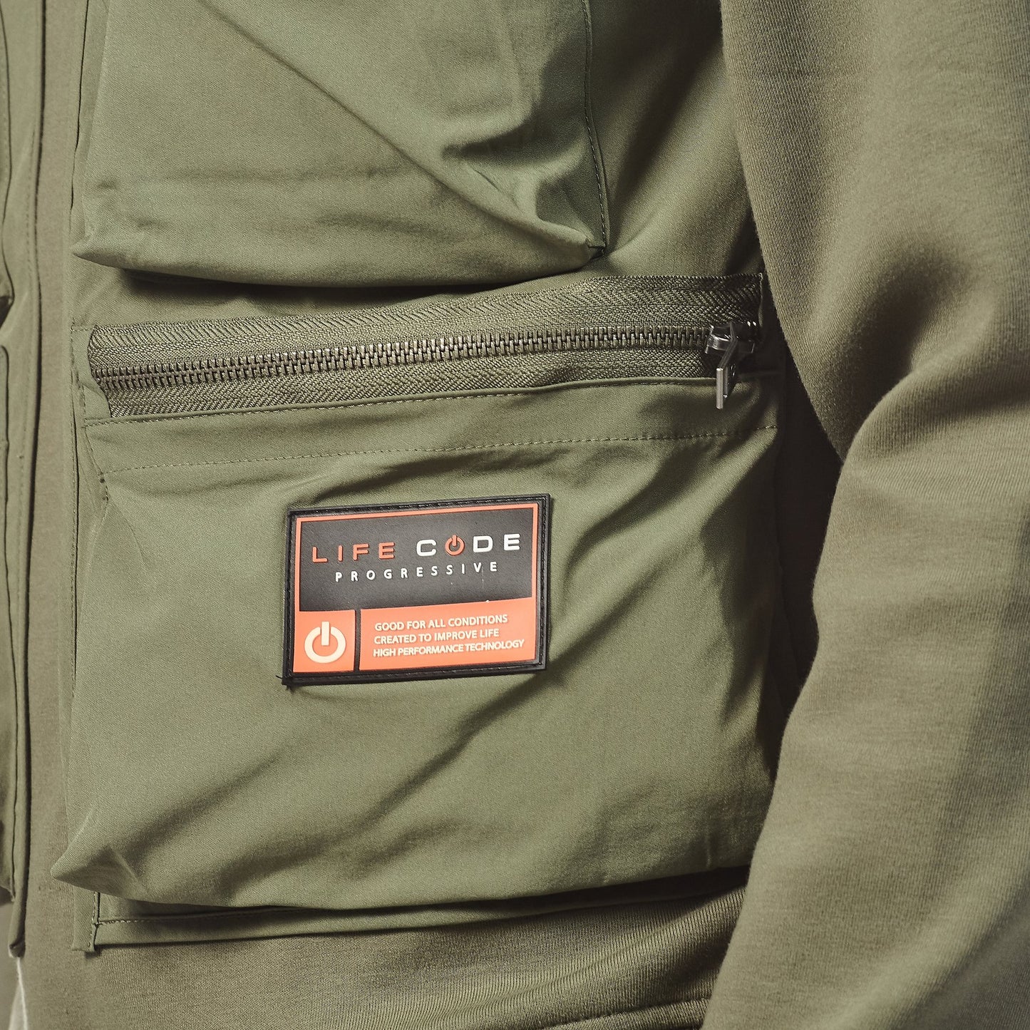 F01. OLIVE SWEATSHIRT