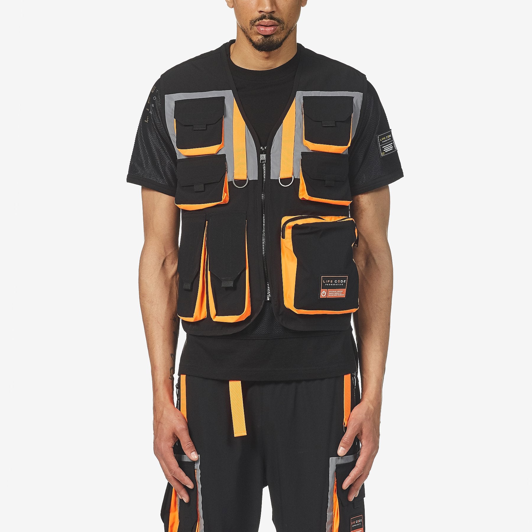 V05. LIFE CODE BLACK REFLECTIVE VEST